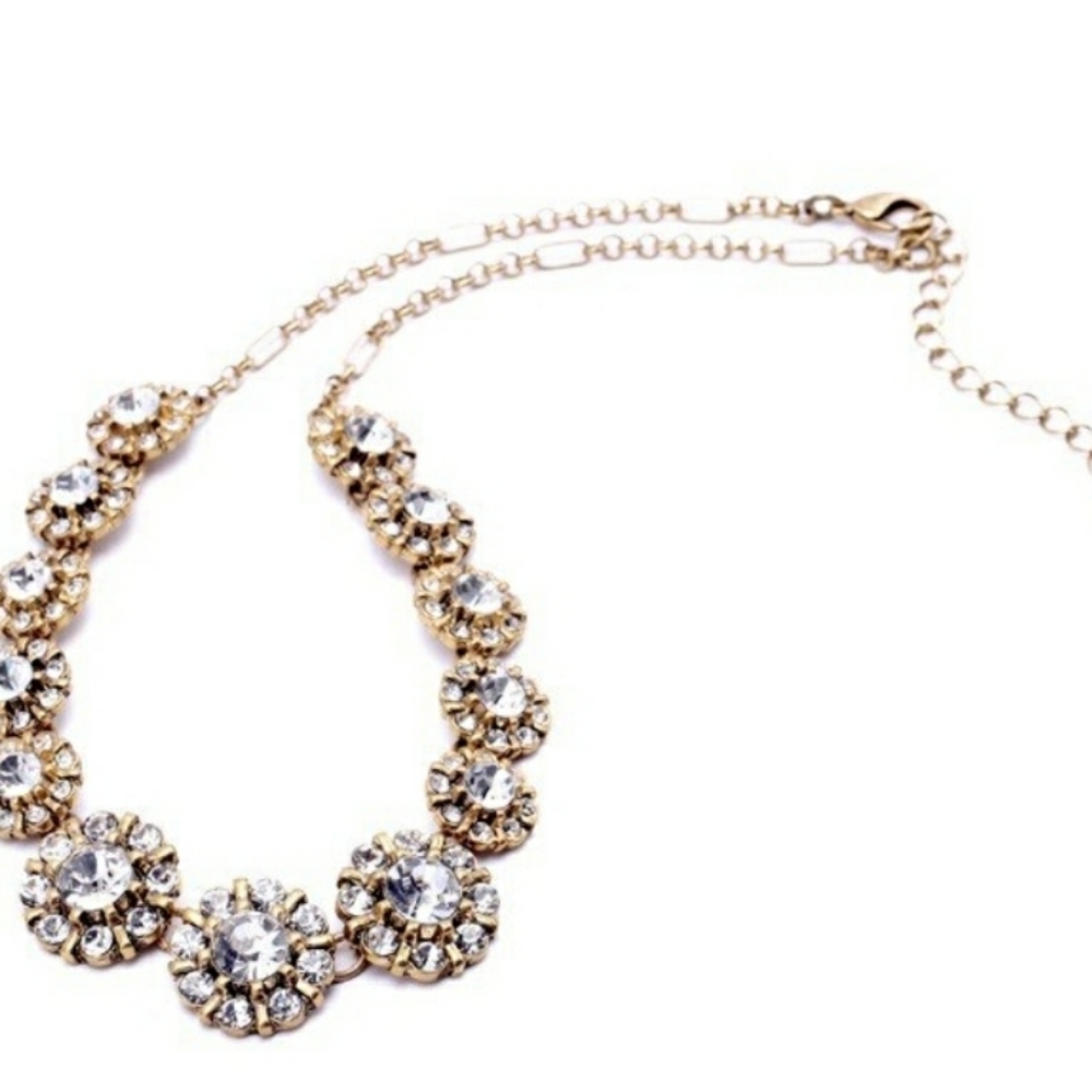 Sparkly Statement Necklace - Picture 4 of 5